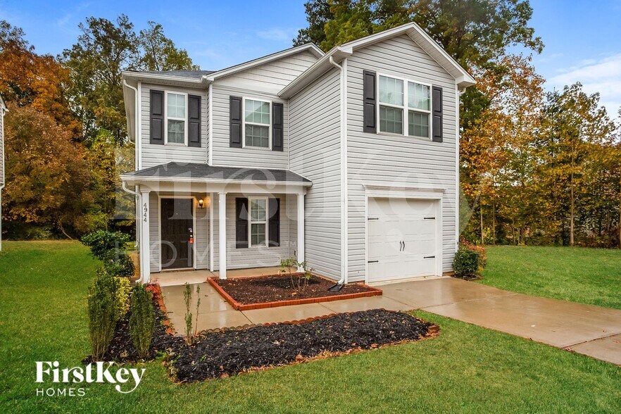 Building Photo - 4944 Rockwood Rd