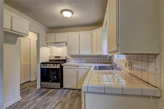 Building Photo - 3648 Crosby Dr NW