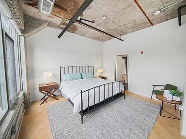 Building Photo - 315 2nd St