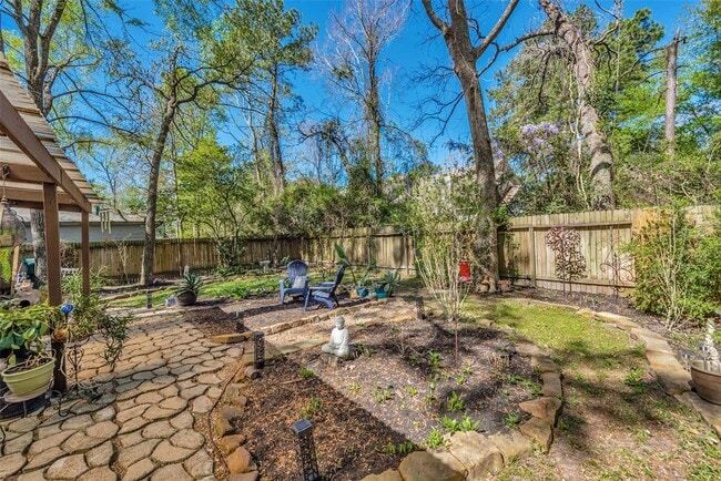 Building Photo - 116 W White Willow Cir