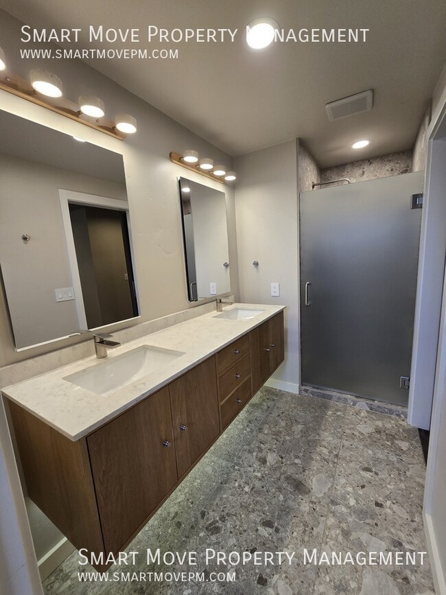 Building Photo - 945 Hearthstone Dr