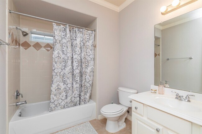 Building Photo - 10126 Holly Chase Dr