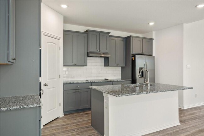 Building Photo - 613 Silent Crk Cv