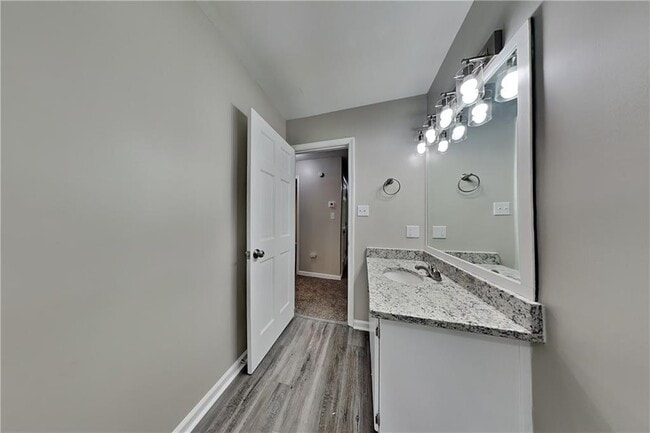 Building Photo - 4131 Kalb Ct SW