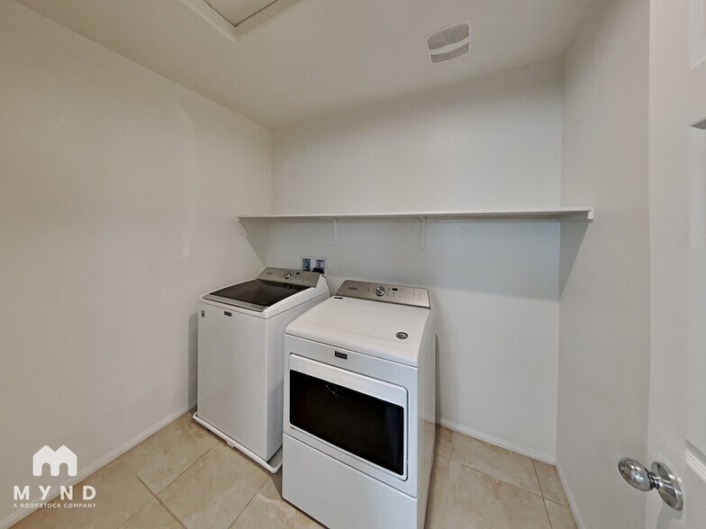 Building Photo - 9184 Lynea Ct