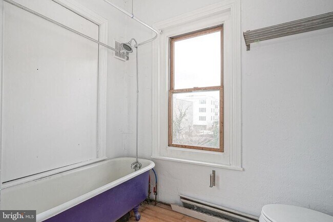 Building Photo - 1523 N 27th St