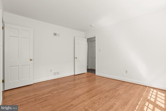 Building Photo - 4810 Rockwood Pkwy NW