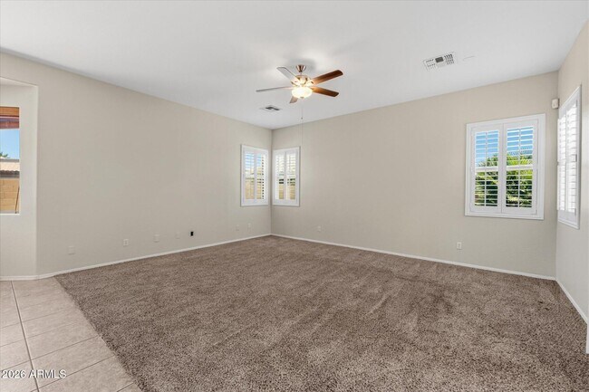 Building Photo - 2619 E Hazeltine Way