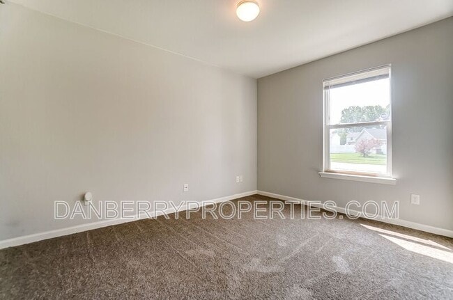 Building Photo - 3716 Turret Green Dr