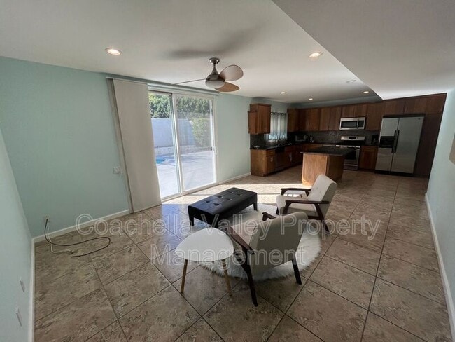 Building Photo - 71425 Halgar Rd