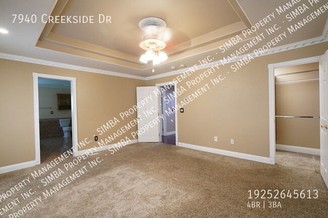 Building Photo - 7940 Creekside Dr