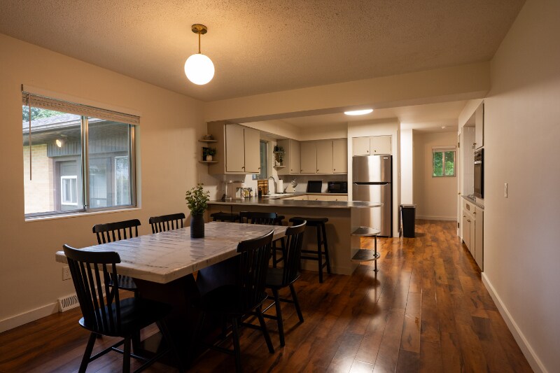 Building Photo - 5205 Faircrest Ln