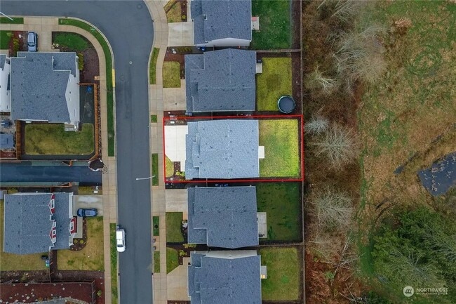 Building Photo - 8412 55th Pl NE