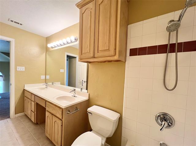 Building Photo - 9113 Trail Wood Dr