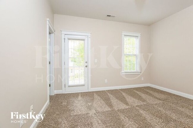 Building Photo - 144 Water Oak Dr