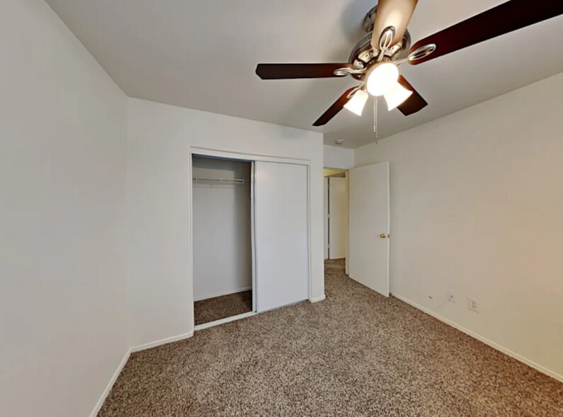 Building Photo - 1409 E Atlanta Ave
