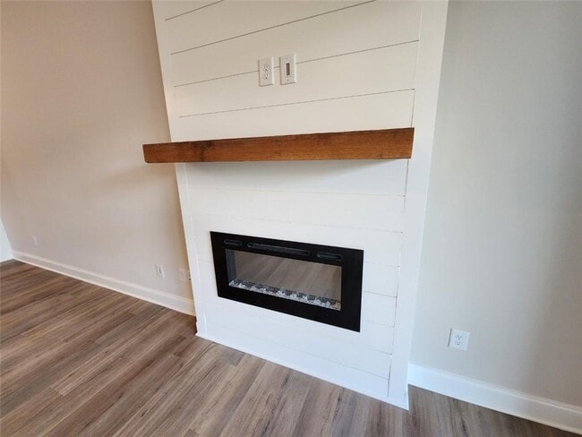 Building Photo - 633 Stickley Oak Way