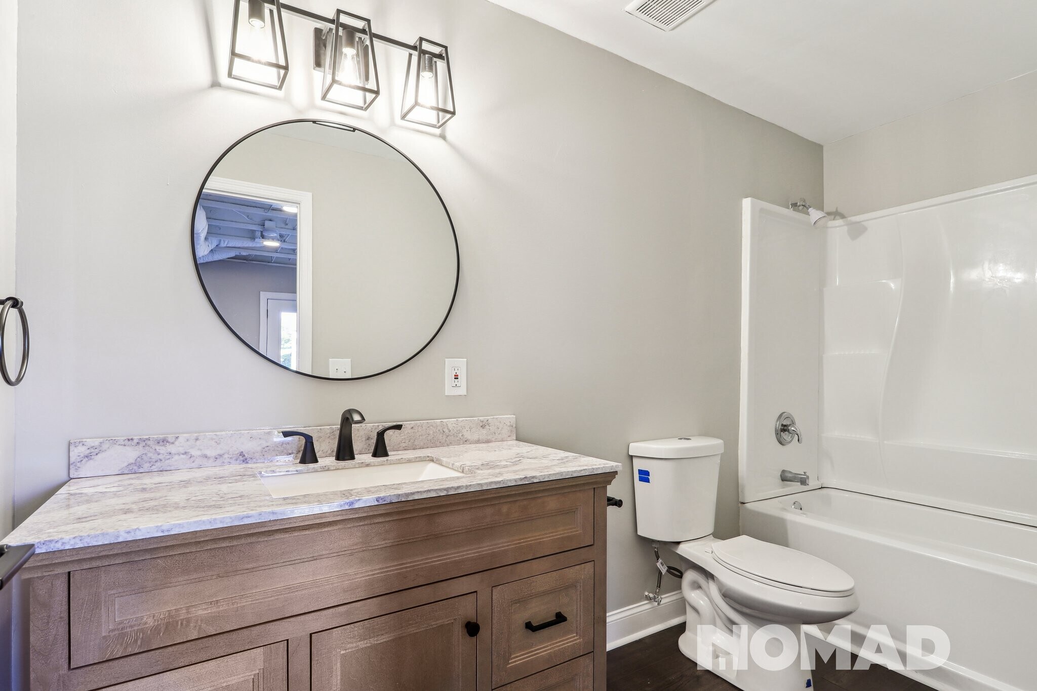 Basement Bath - 161 Grove Ln South