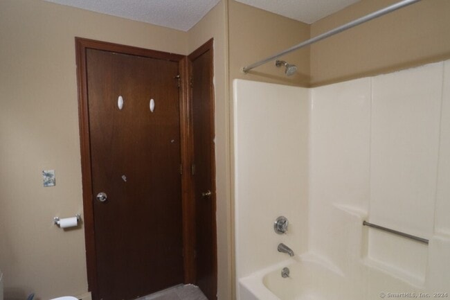 Building Photo - 74 Westerly St