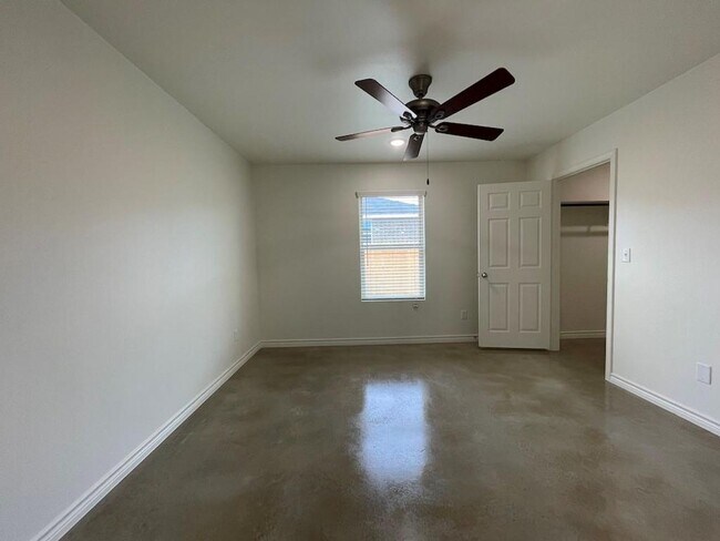 Building Photo - 2317 Zanoletti Ct