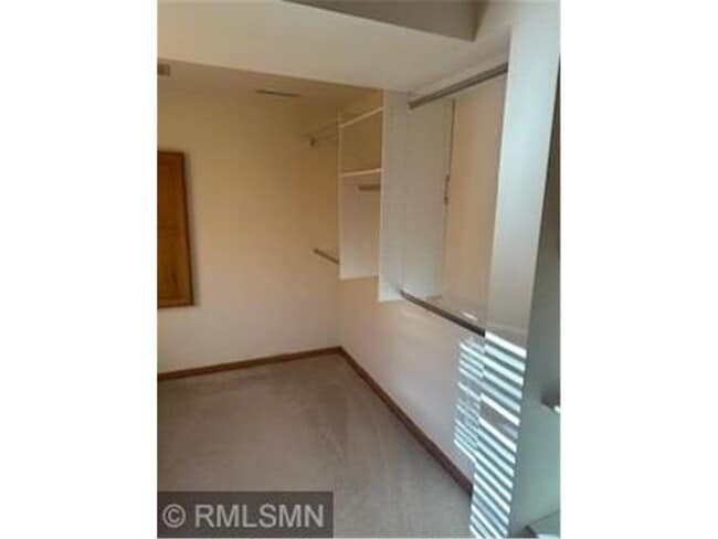 Building Photo - 1141 E Ash St