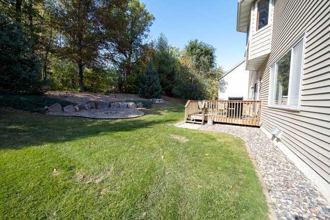 Building Photo - 15863 Kendale Dr