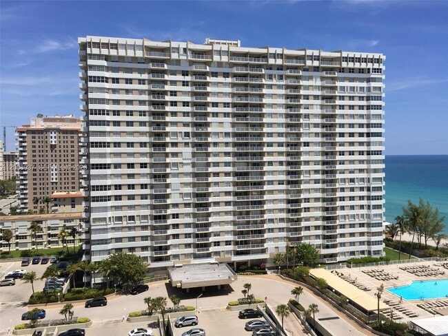 Building Photo - 1950 S Ocean Dr