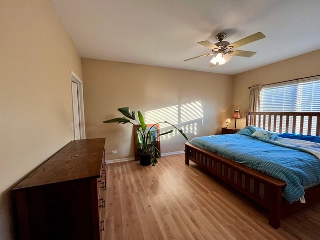 Building Photo - 1682 Fredericksburg Ln