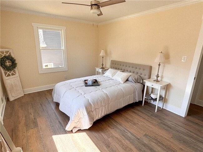 Building Photo - 1912 Canmont Dr NE