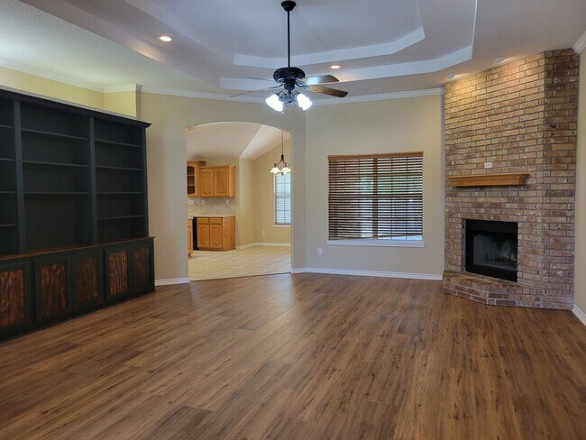 Building Photo - Huge 1/2 acre lot on cul de sac!  White Rock Estates!