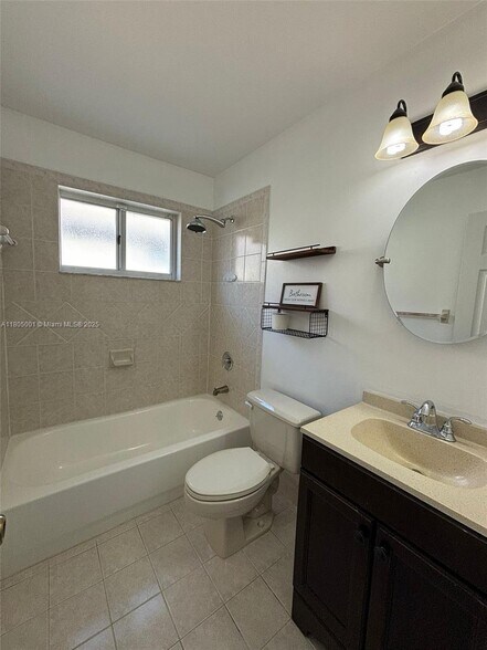 Building Photo - 7601 NW 166th Ter