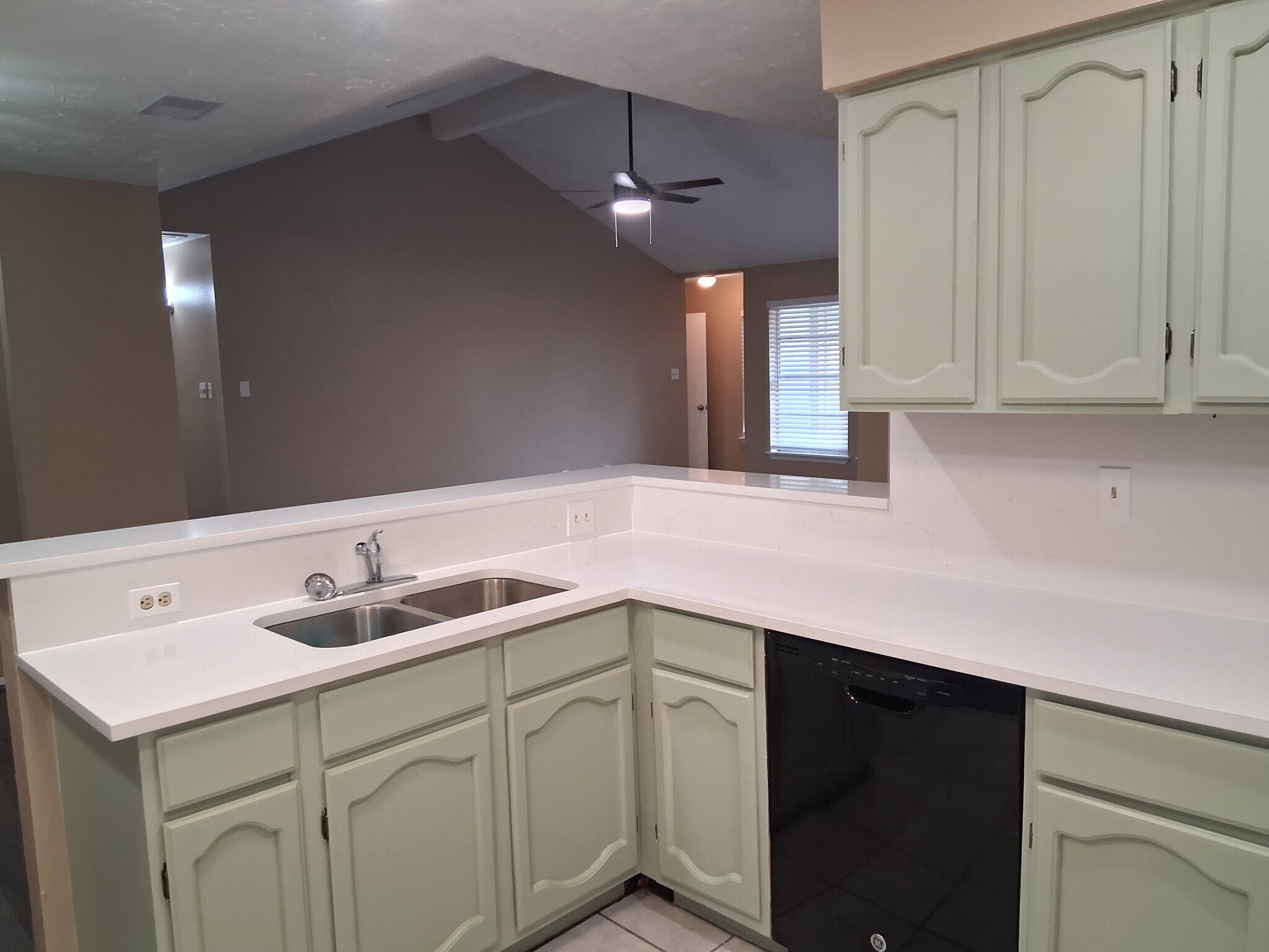 Building Photo - 18731 Twigsworth Ln