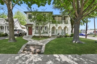 Building Photo - 6025 Lewis St