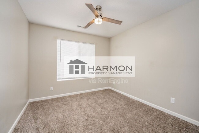 Building Photo - 412 N Georgie Ave