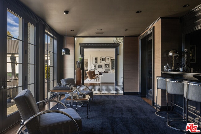 Building Photo - 10847 Bellagio Rd