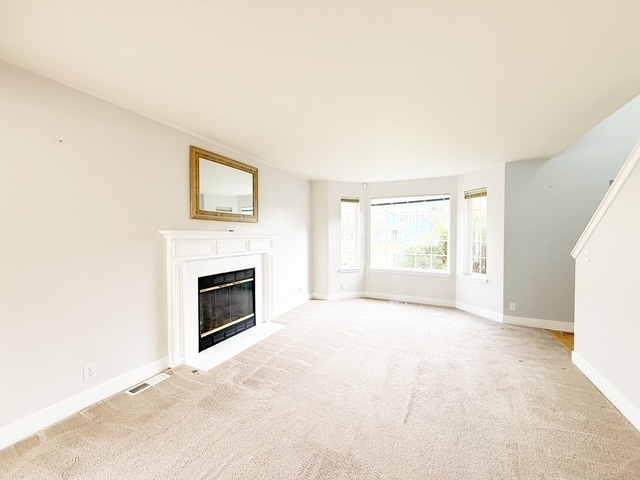 Building Photo - 19569 23rd Ave NE