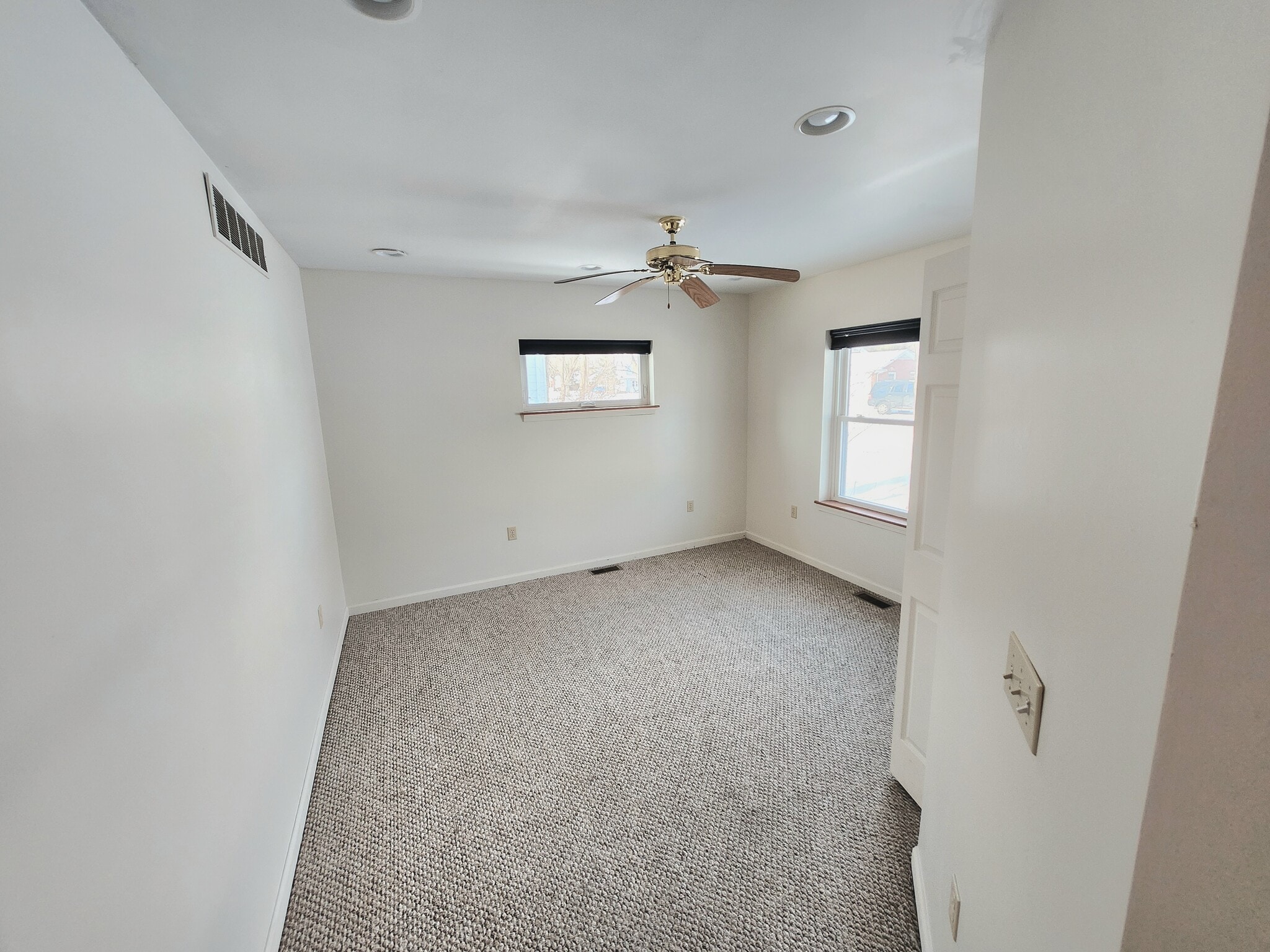 Bedroom 1 - 31441 Sheridan St