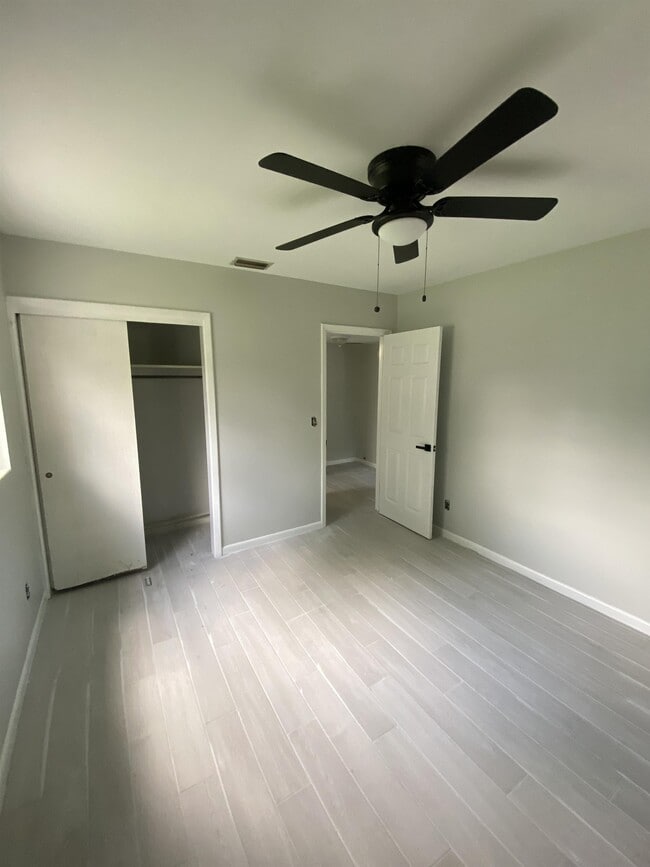 Building Photo - 2461 Quail Ave