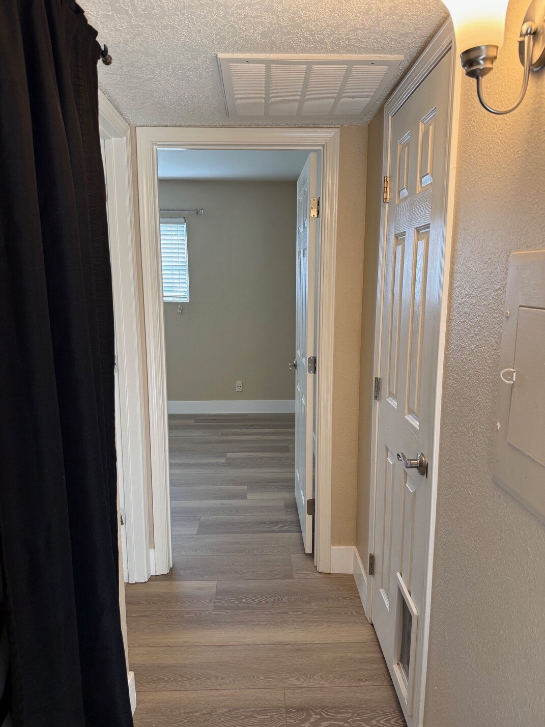 Hallway - 1250 E Shaw Ave