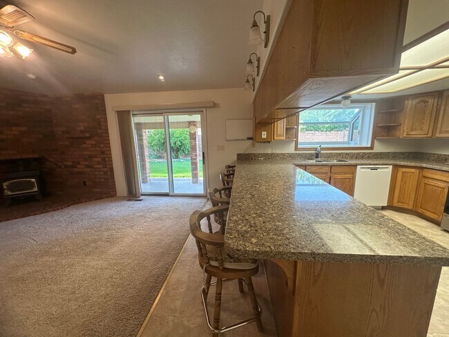 Building Photo - Charming Ranch Farmhouse in St. George – Spacious & Serene!