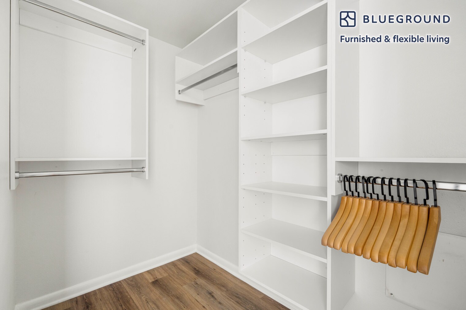 Building Photo - 3210 Esperanza Crossing