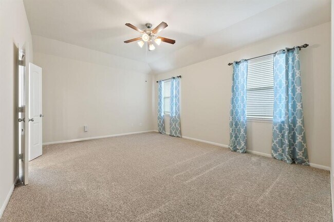 Building Photo - 21318 Cypress River Oak Dr