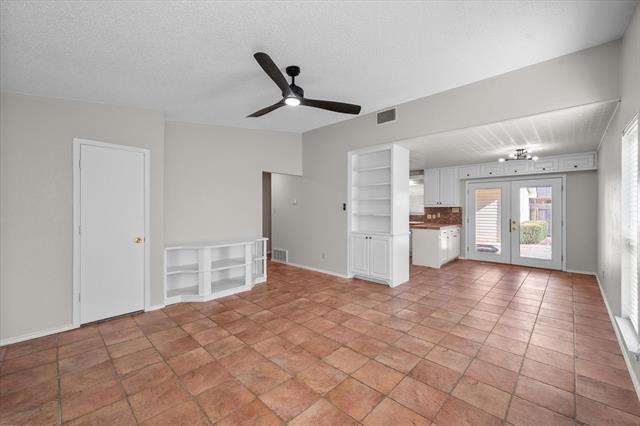 Building Photo - 1110 Fairhaven Dr