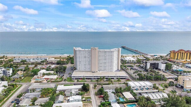 Building Photo - 333 NE 21st Ave