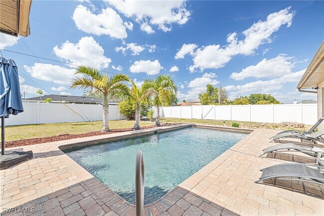 Primary Photo - 1628 Country Club Blvd