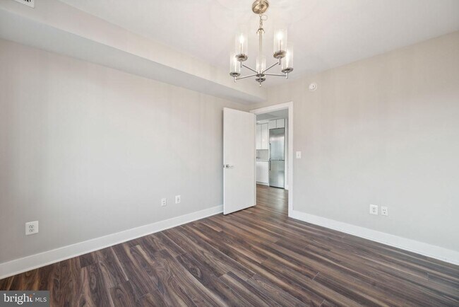 Building Photo - 1311 13th St NW