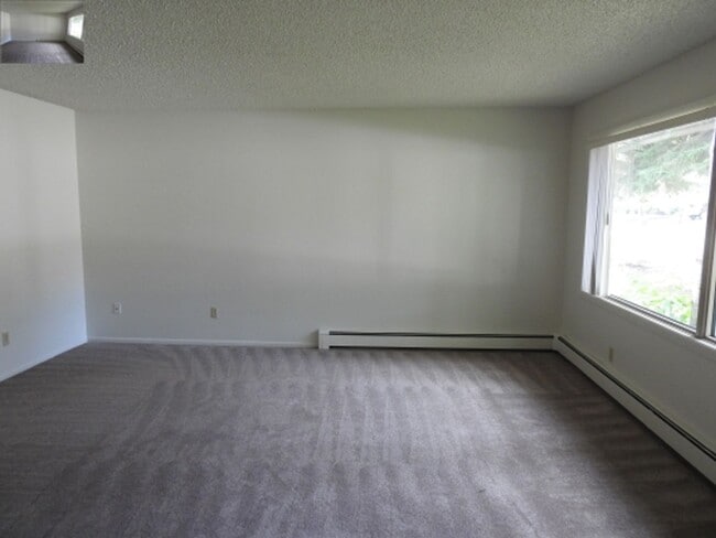 Building Photo - 6949 Windsor Pl