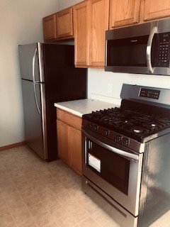Building Photo - 3Bd*2Bth- Great location near Target- Shakopee- Available July 1