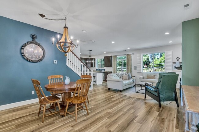 Building Photo - 11218 Borgen Loop NW
