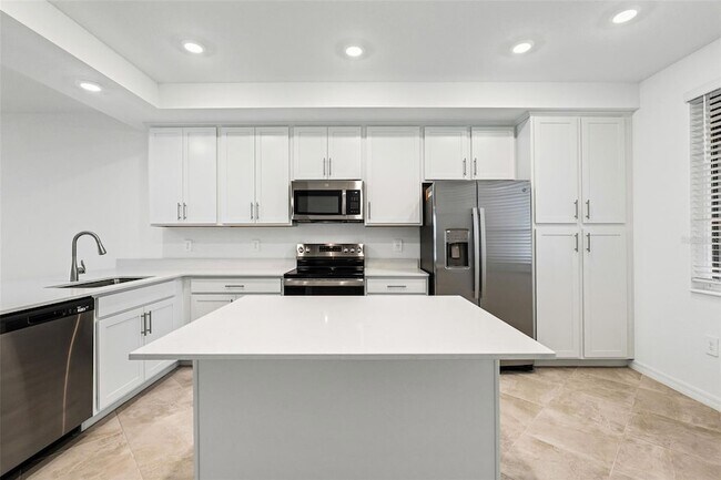 Building Photo - 19140 Scallop Lp